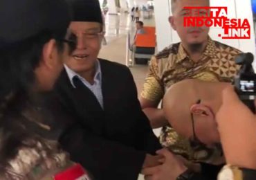 Deddy Corbuzier Masuk Islam