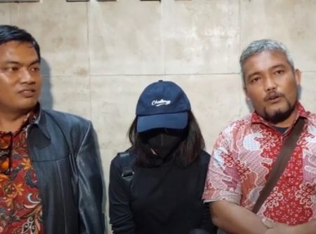 Eks Karyawan Selebgram Tasyi, Jalani Pemeriksaan Kurang Lebih 3 jam dan Dapatkan 16 Pertanyaan