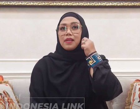 Melly Goeslaw Akan Laporkan Akun Obat Pelangsing Yang Memakai Poto Dirinya Tanpa Izin