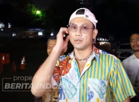 Didampingi Kuasa Hukum, Denny Sumargo Sambangi Polda Metro Jaya
